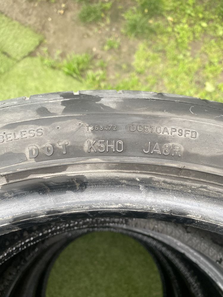 Гуми употребявани 235/45/zr 18 Dunlop