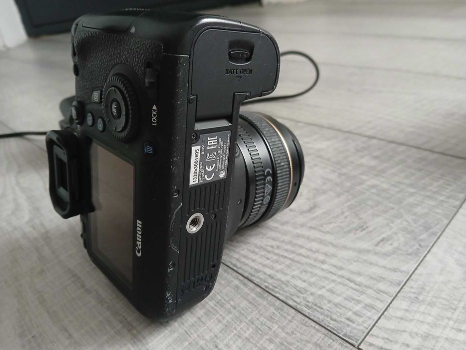 Canon 6D + obiectiv 50 mm