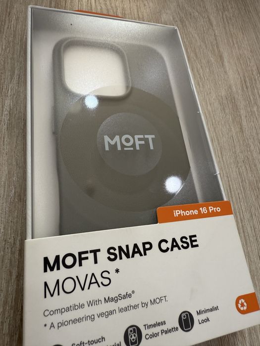 Продам чехол MOFT iphone16PRO