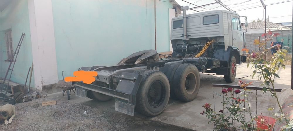 Камаз тигач сотилади ишлап юрган мошина