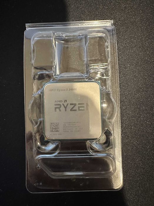 Procesor AMD Ryzen 5 3400G (OEM/tray)