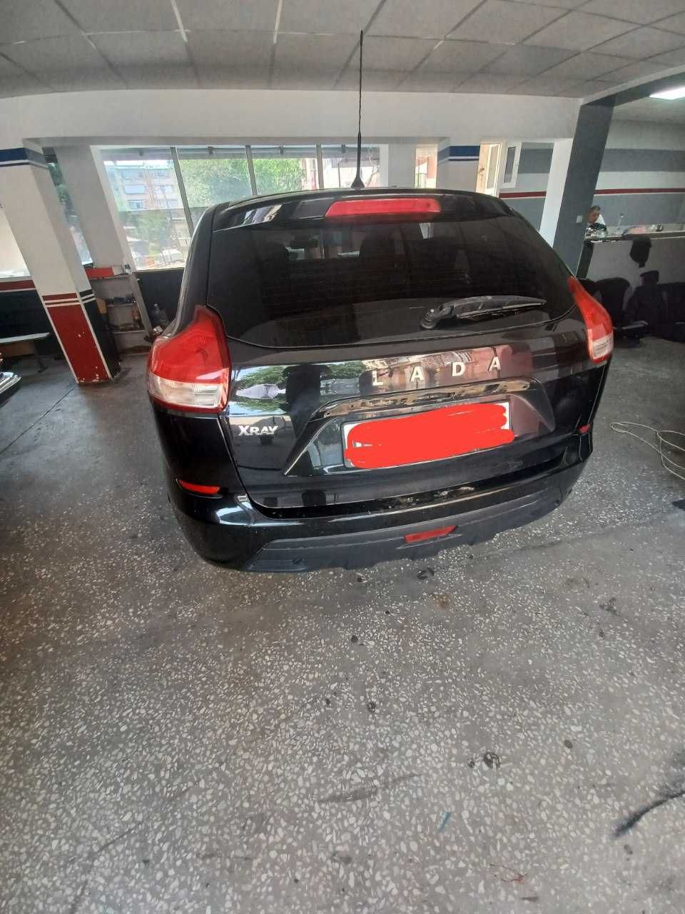 LADA Х-ray cross Luxe.
