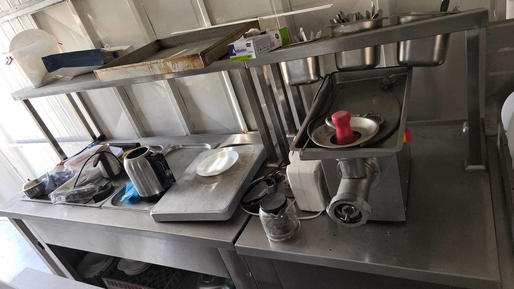 Vand containere echipate bucatarie