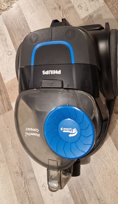 Aspirator fara sac Philips Power pro compact