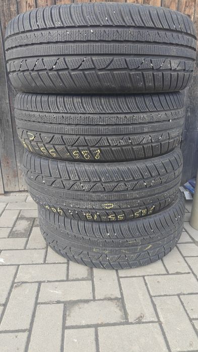 235 55 19 anvelope iarna