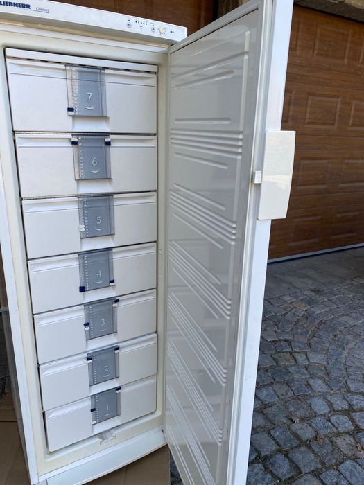 Liebherr фризер  7 чекмеджета