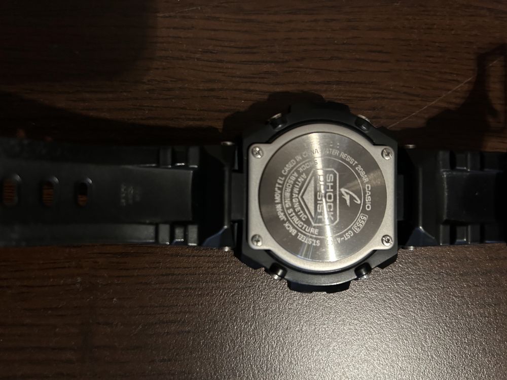 Casio G-shok GST-400