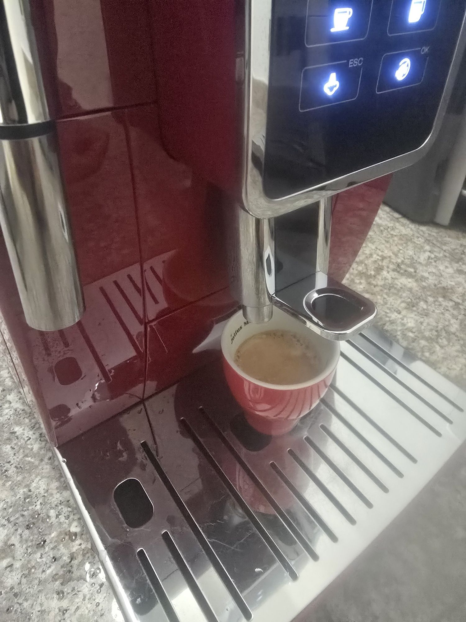 Кафемашина Delonghi Dinamica