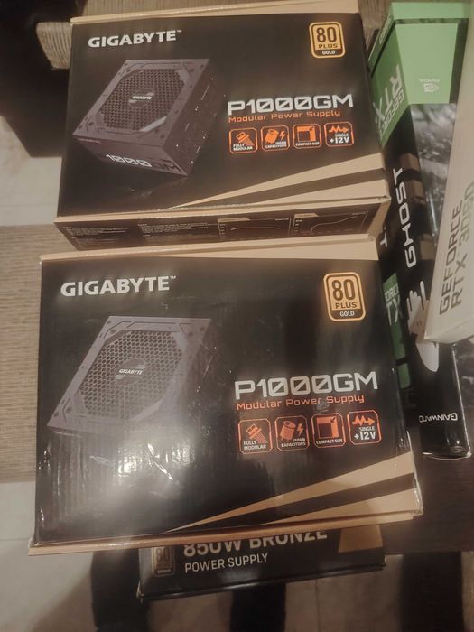 Захранване за компютър gigabyte p1000gm 2броя