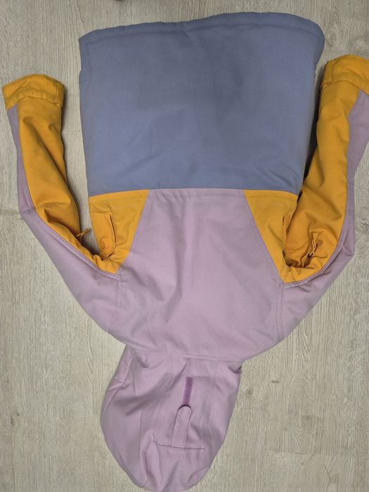 Vand geaca Burton XS 6-8ani