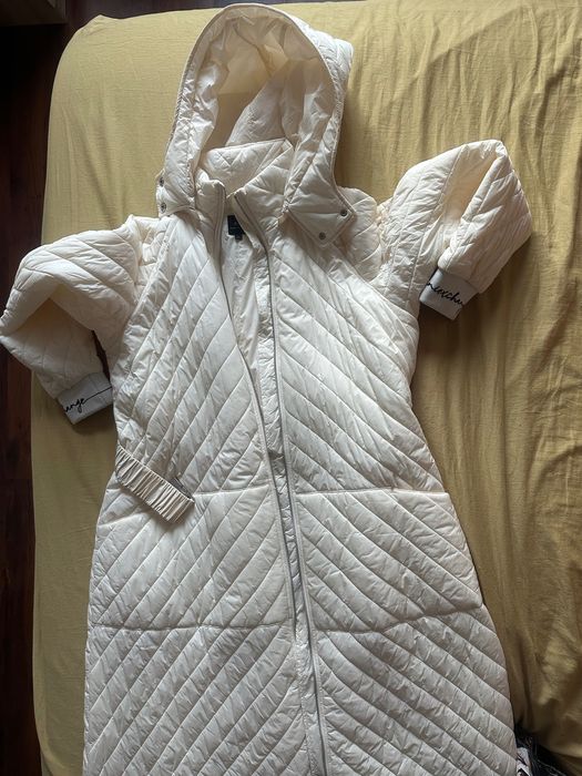 Ново Яке на Armani