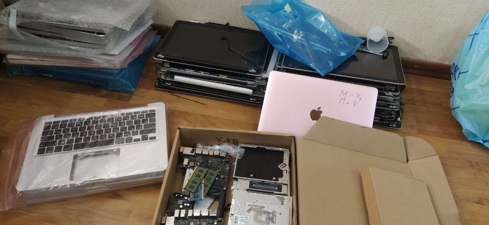 Запчасти от MacBook