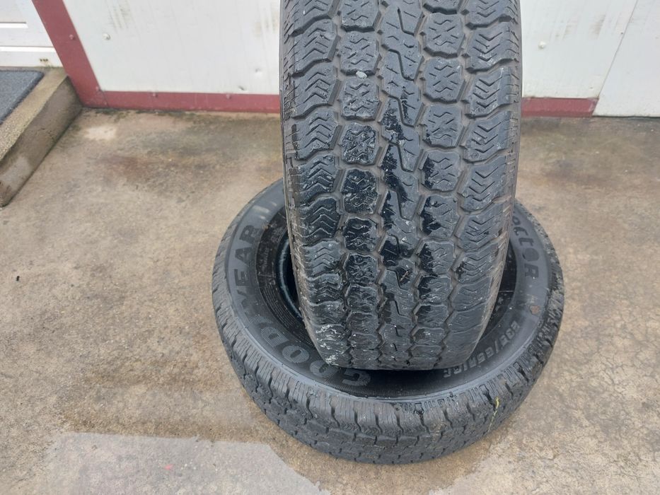 135 lei bucata! Doua anvelope ALLSEASONS 235 65 16C Goodyear