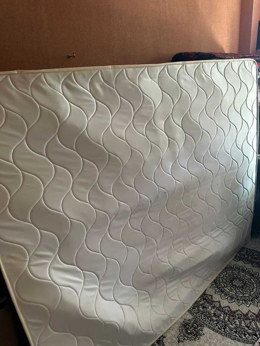 Матрас 170*210 бу