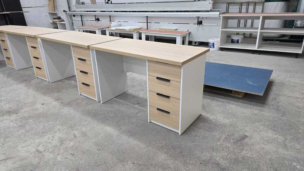 столы  для офиса и дома