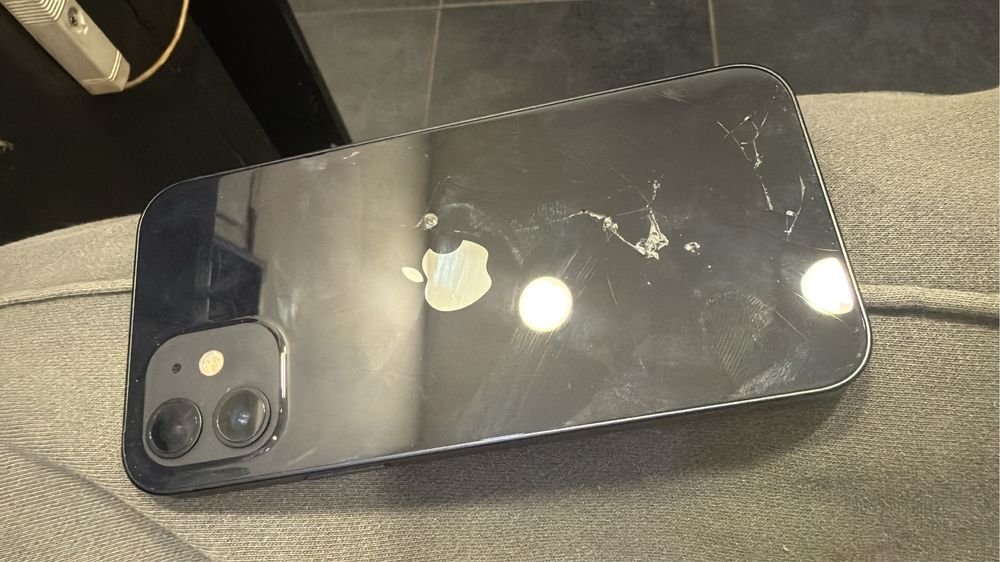 Iphone 12 64 Gb 85% Baterie spate fisurat