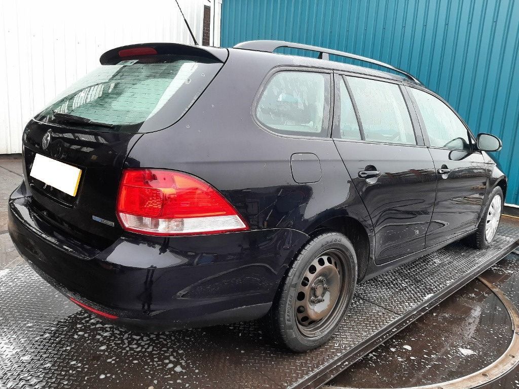 Jante tabla 16 Volkswagen Golf 5 2009 Variant 1.9 TDI