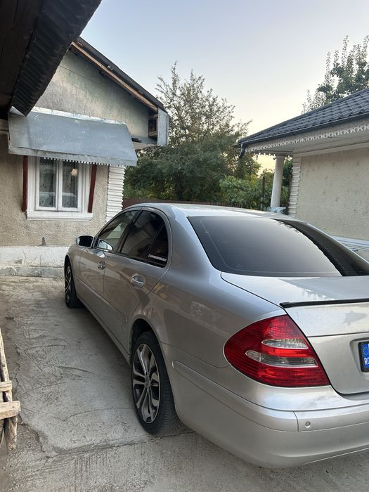 Mercedes E Class w211