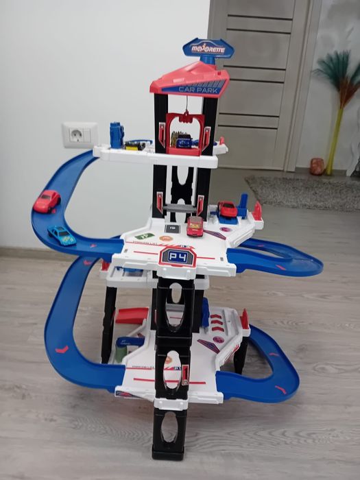 Jucarii circuit de masini