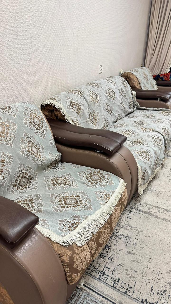 Диван расклданой