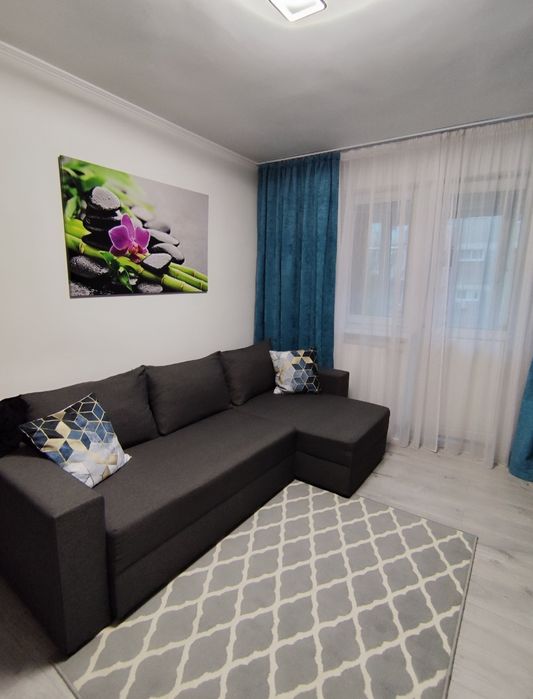 Închiriez apartament zona Nord