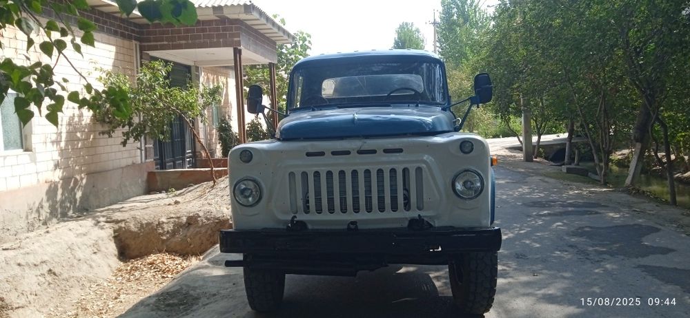 GAZ 53 GAVNAVOZ sotiladi