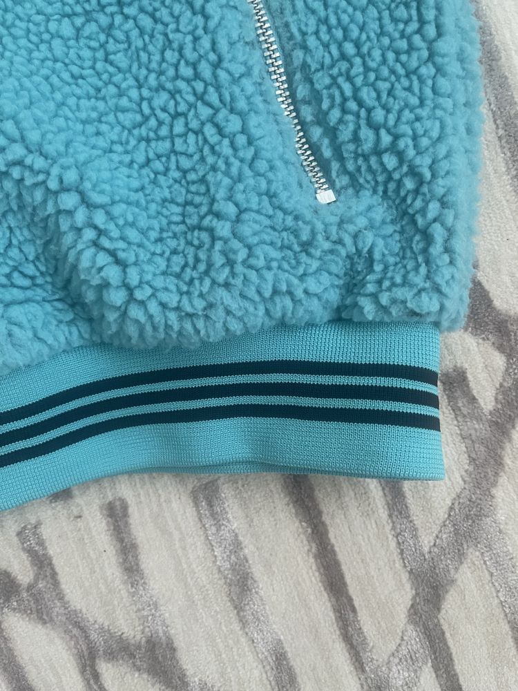 Яке Adidas Адидас S преходно оригинално