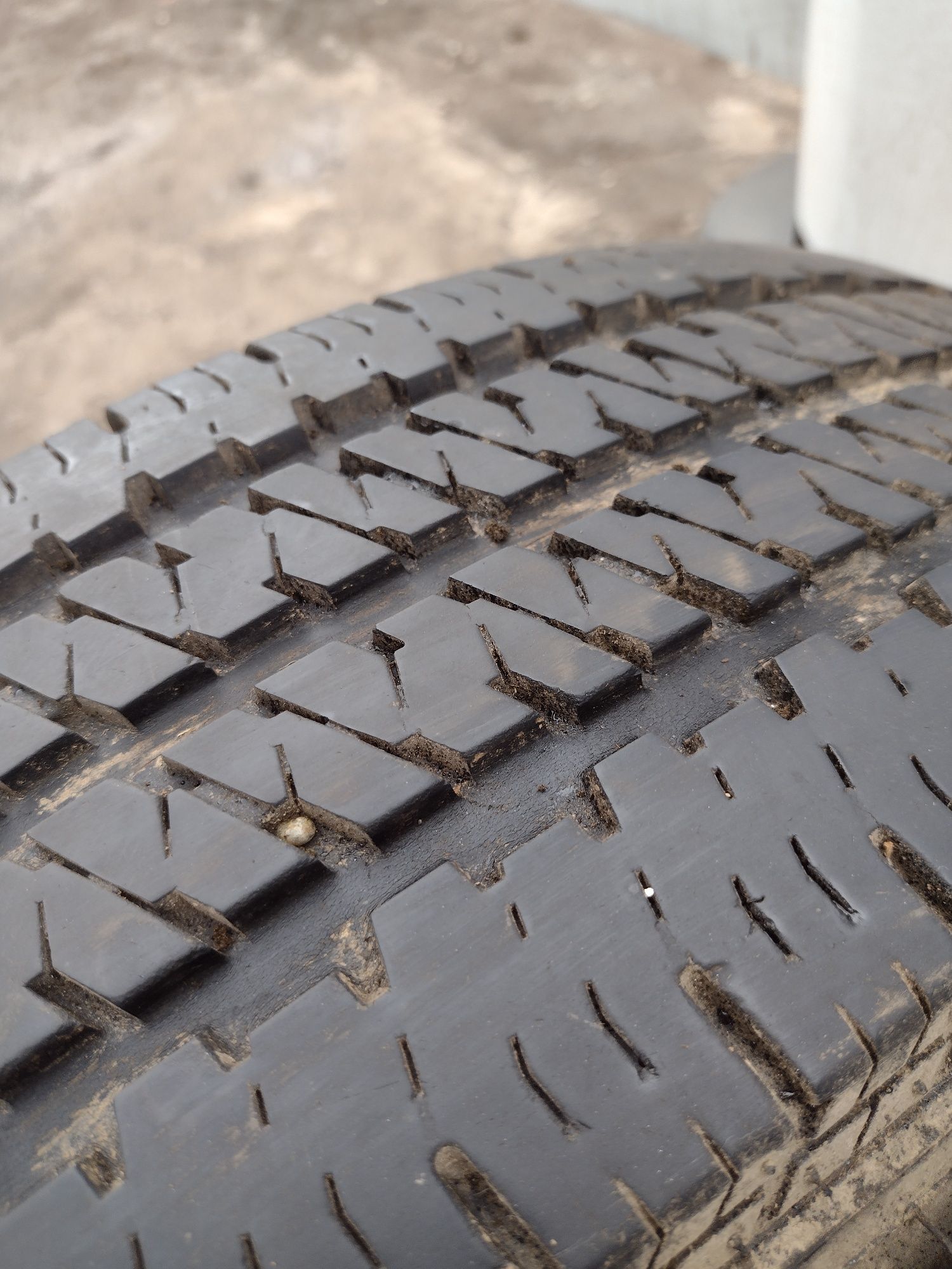 Bridgestone 4бр.205/R/16 C dot4814