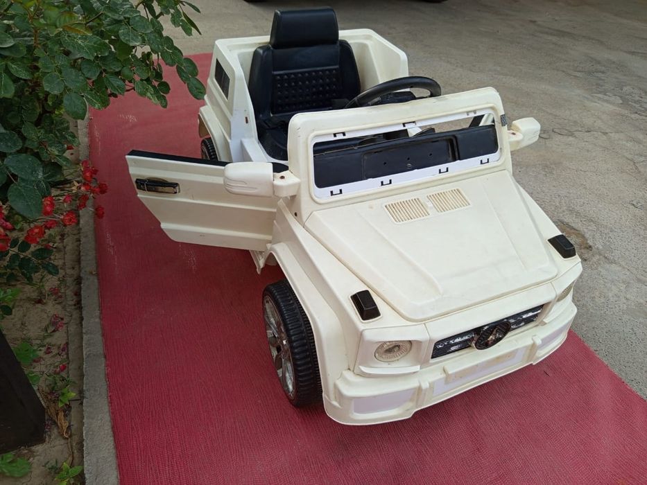 Продаётся детское авто.