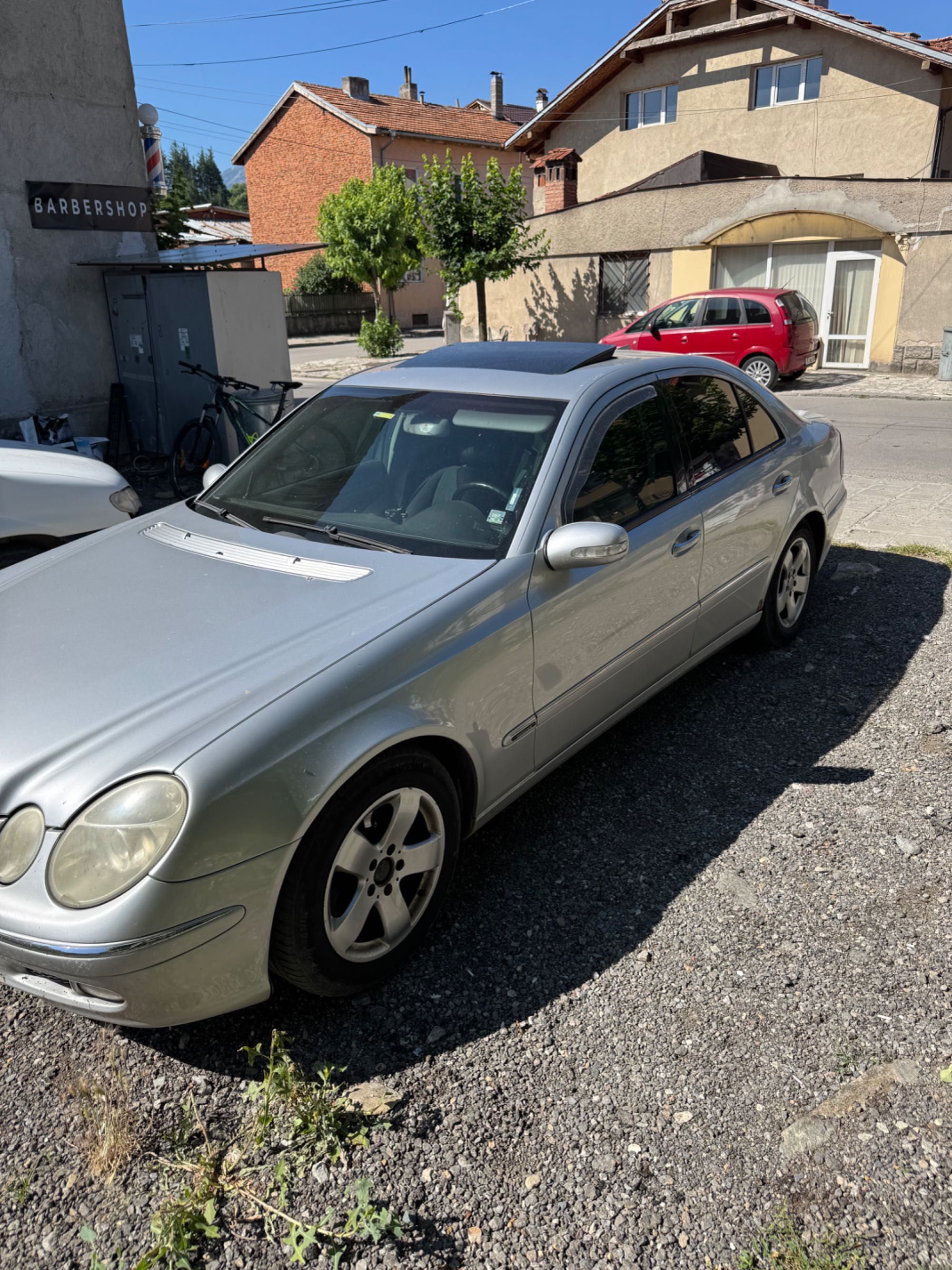 Mercedes-Benz w211