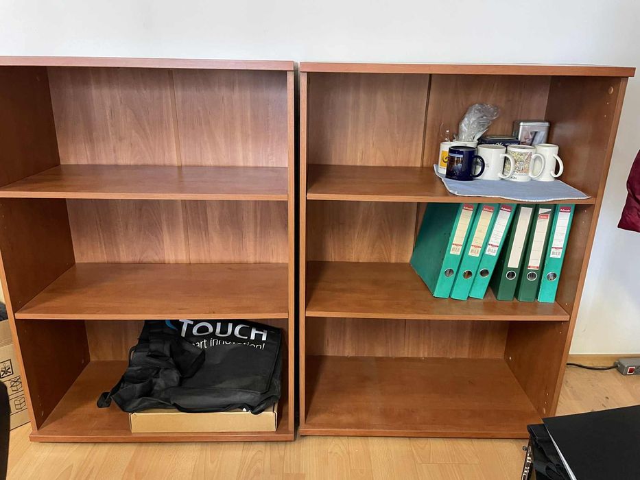 Подарявам/Продавам (цена 1 лв.) Бюра и секции Пловдив