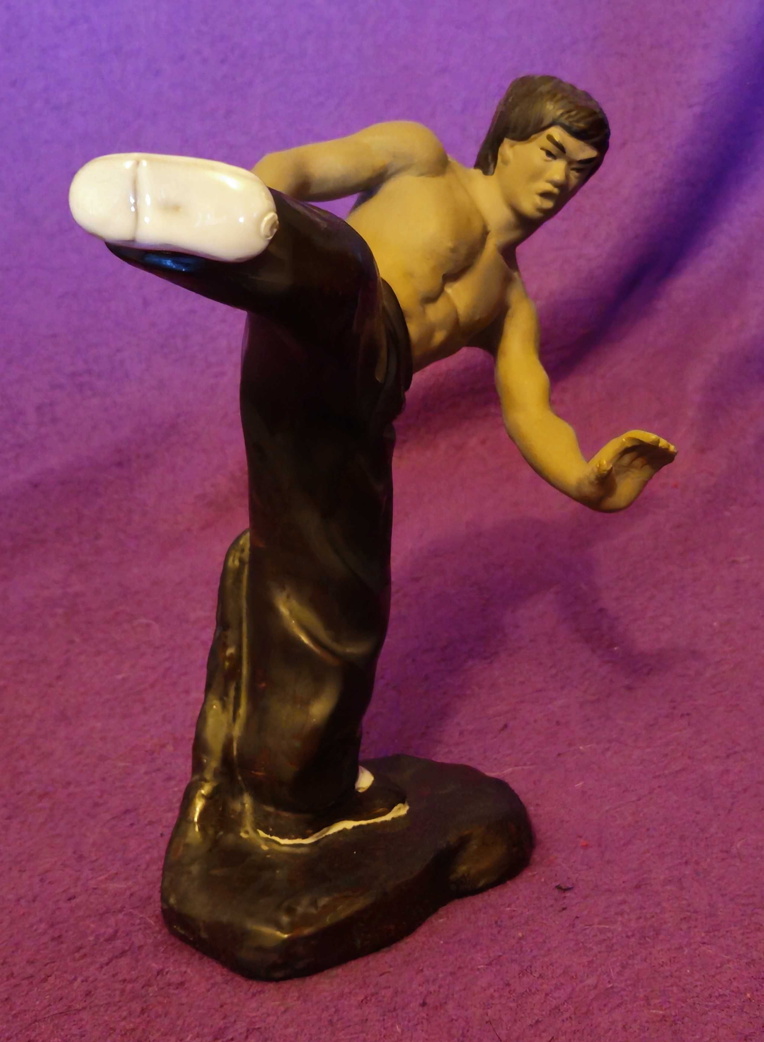 Vand Statueta Bruce Lee din ceramica 21cm