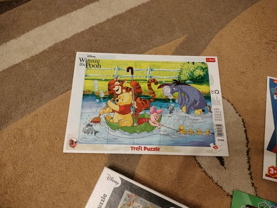 De vânzare puzzle-uri