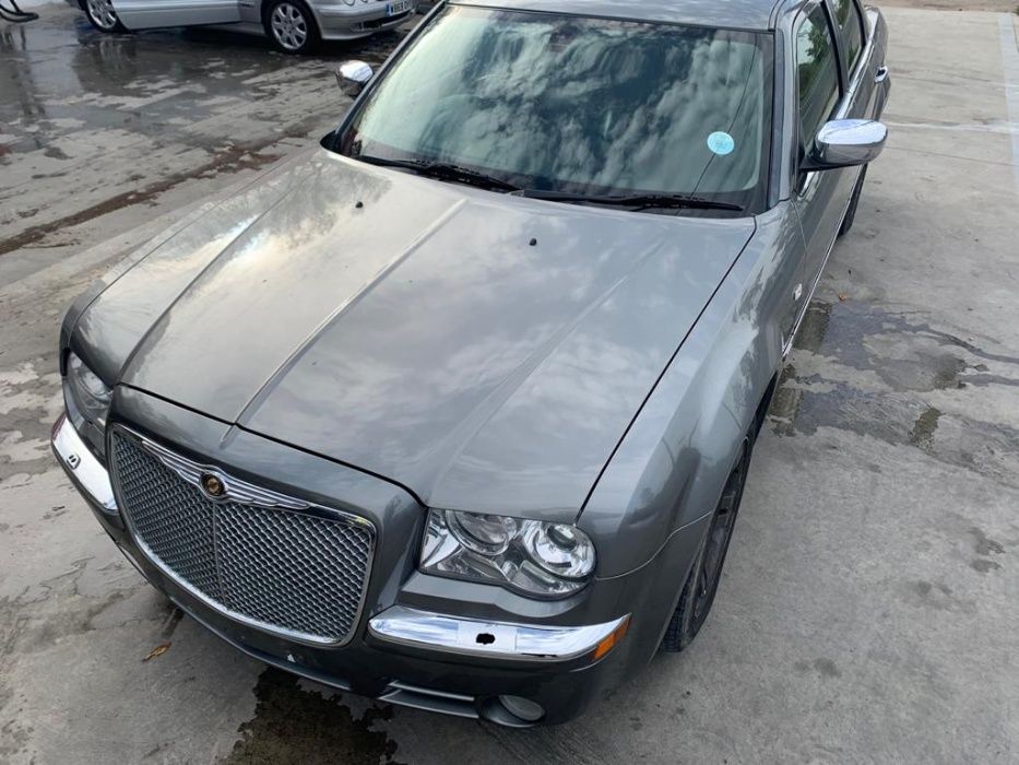 Dezmembrez Chrysler 300C 3.0 v6/bara completa/usa/portbagaj/roti/