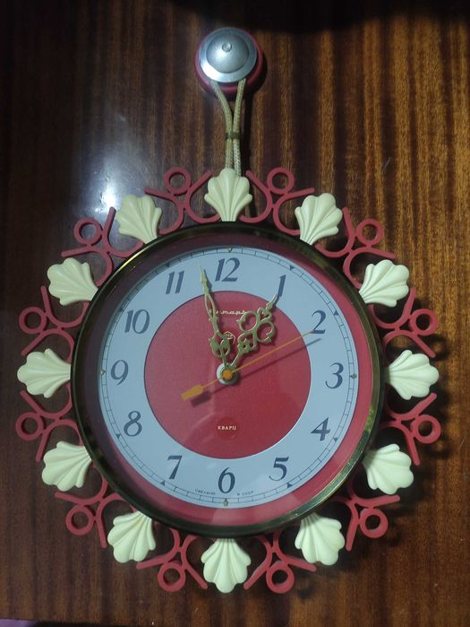 Часы янтарь кварцевые