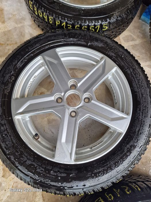 Toyota Yaris 15 Mazda Demio Kia Huyndai с 4 болта+гуми 175 65 15 зимни