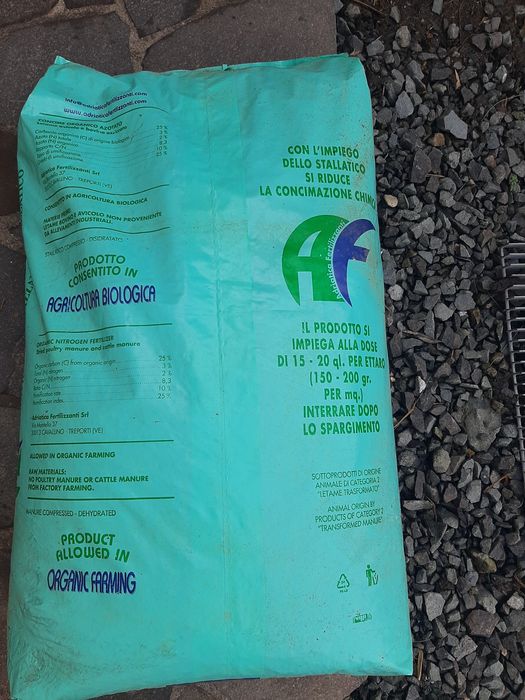 Vînd îngrășăminte biologică