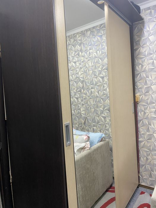 Срочно продаю Шкаф купе