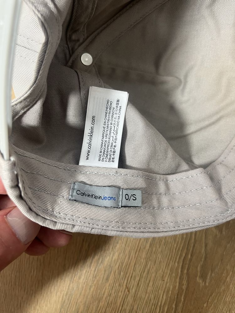 Michael Kors,Calvin Klein,Hugo Boss шапки