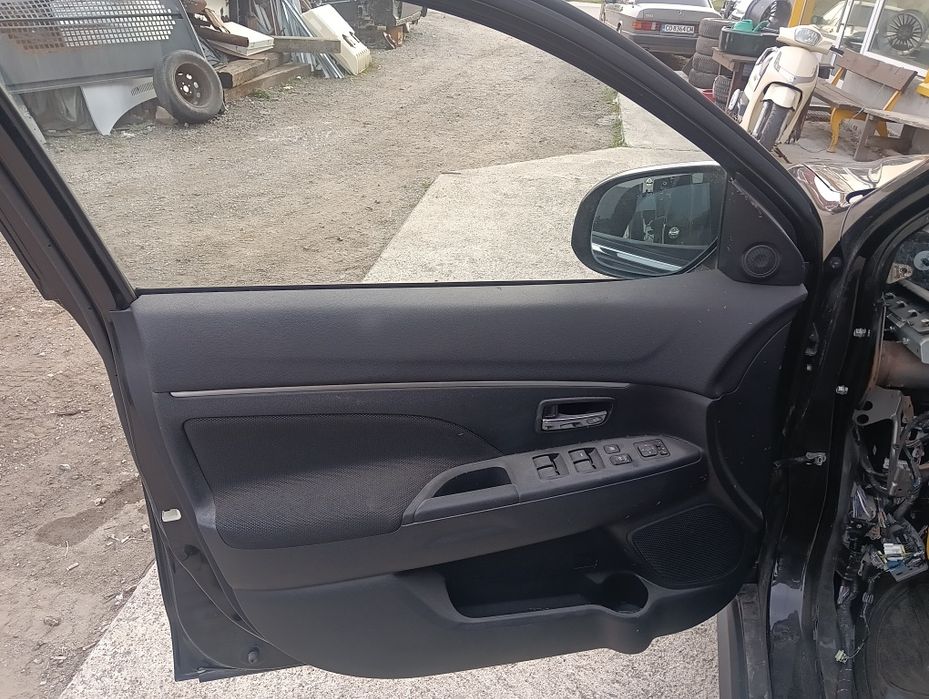 Митсубиши АСХ 1.8 дид на части