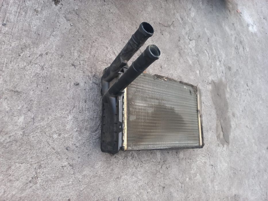 Радиатор печки,корпус печки