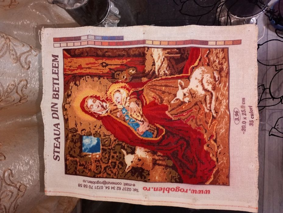 Vând goblen cusut lucrat manual