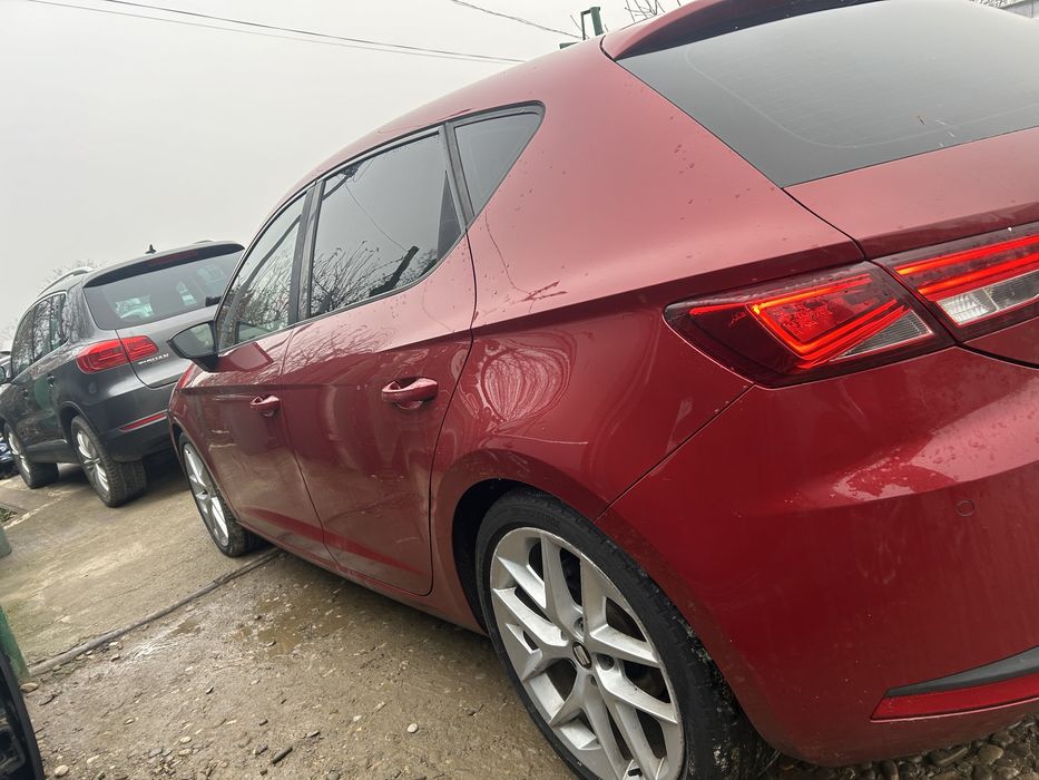 Ușă stânga spate Seat Leon 5F hatchback 2014