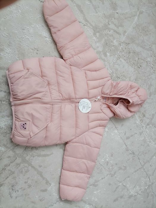 Продам куртку для девочки