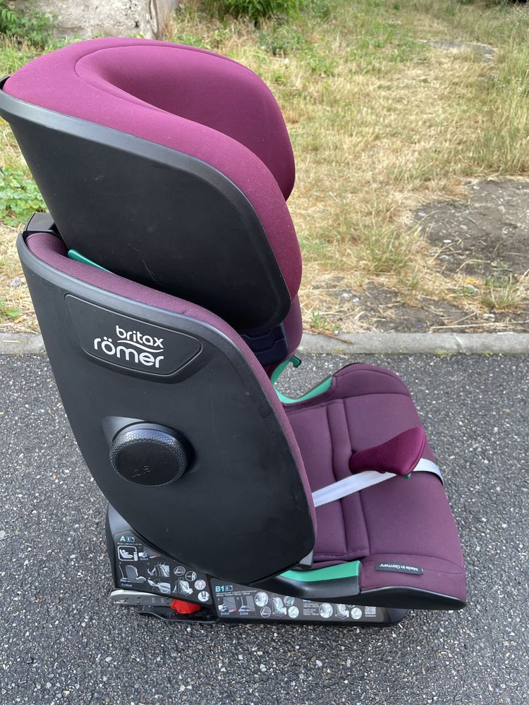 Scaun auto copii Britax Romer Advansafix (15 luni - 12 ani) isofix
