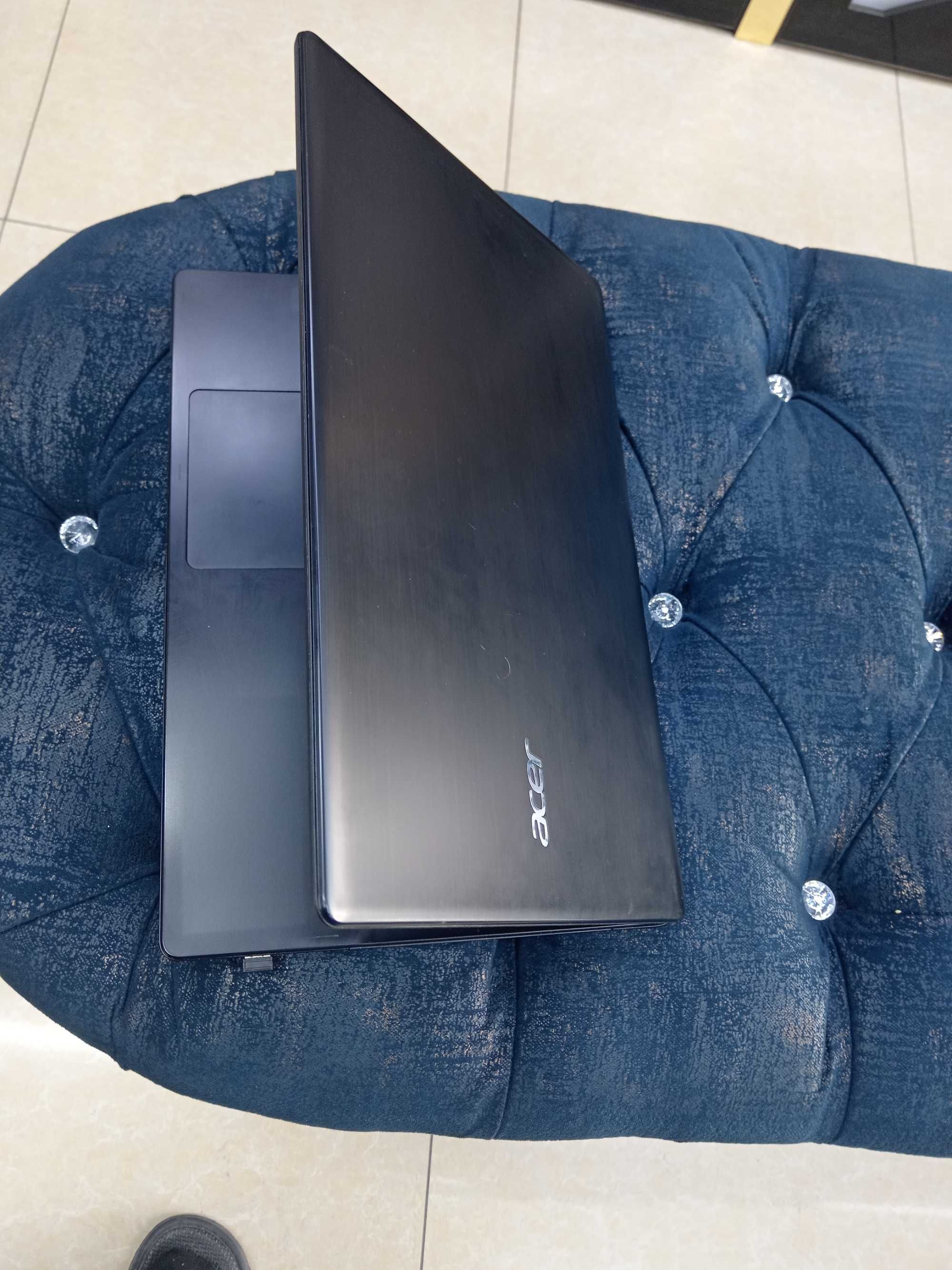 Noutbuk Acer offisnoy 4/256 ssd zor Xolati