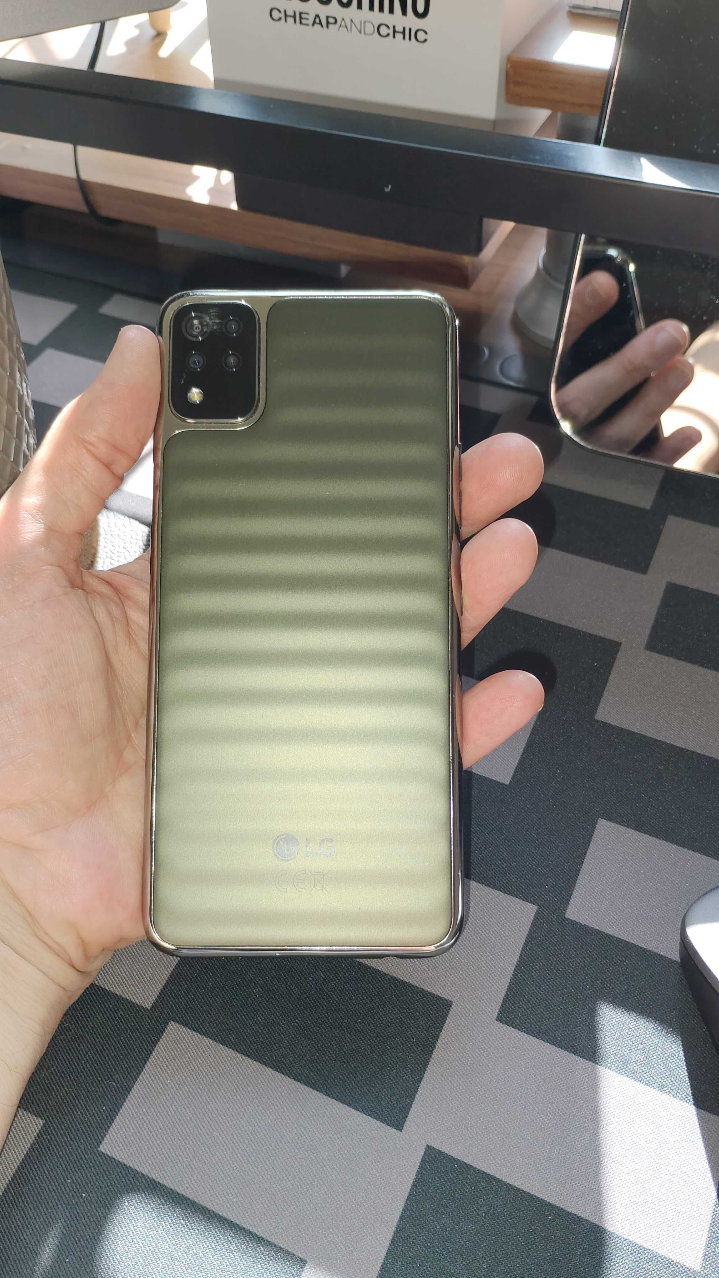 запазен LG K42 64/3 ram телефон