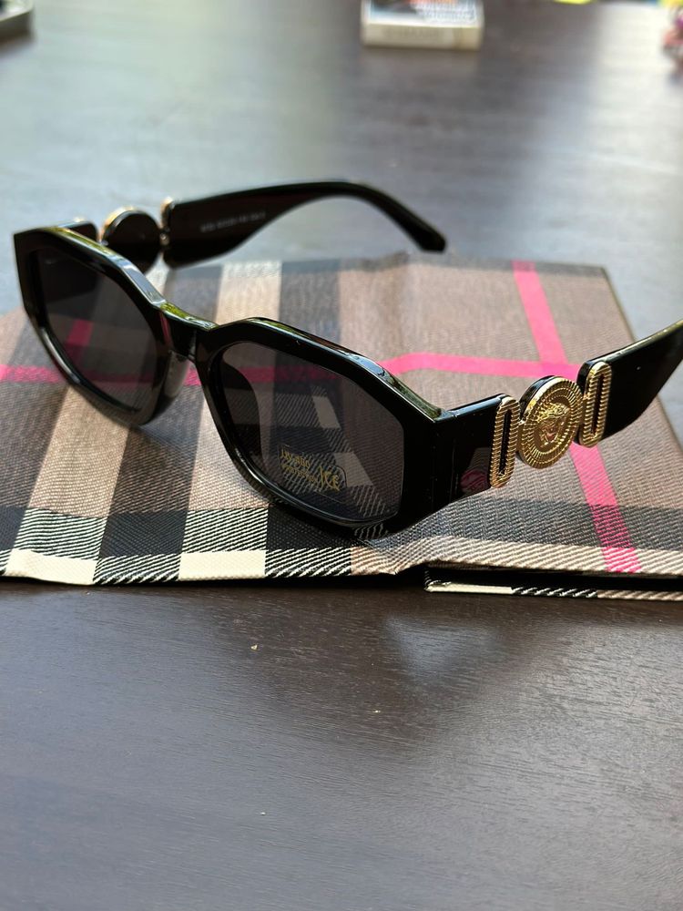 Ochelari prada versace