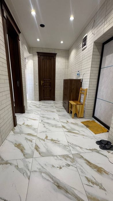 Шикарная 3 комнатная квартира Юнусабад 9 квартал Новостройка