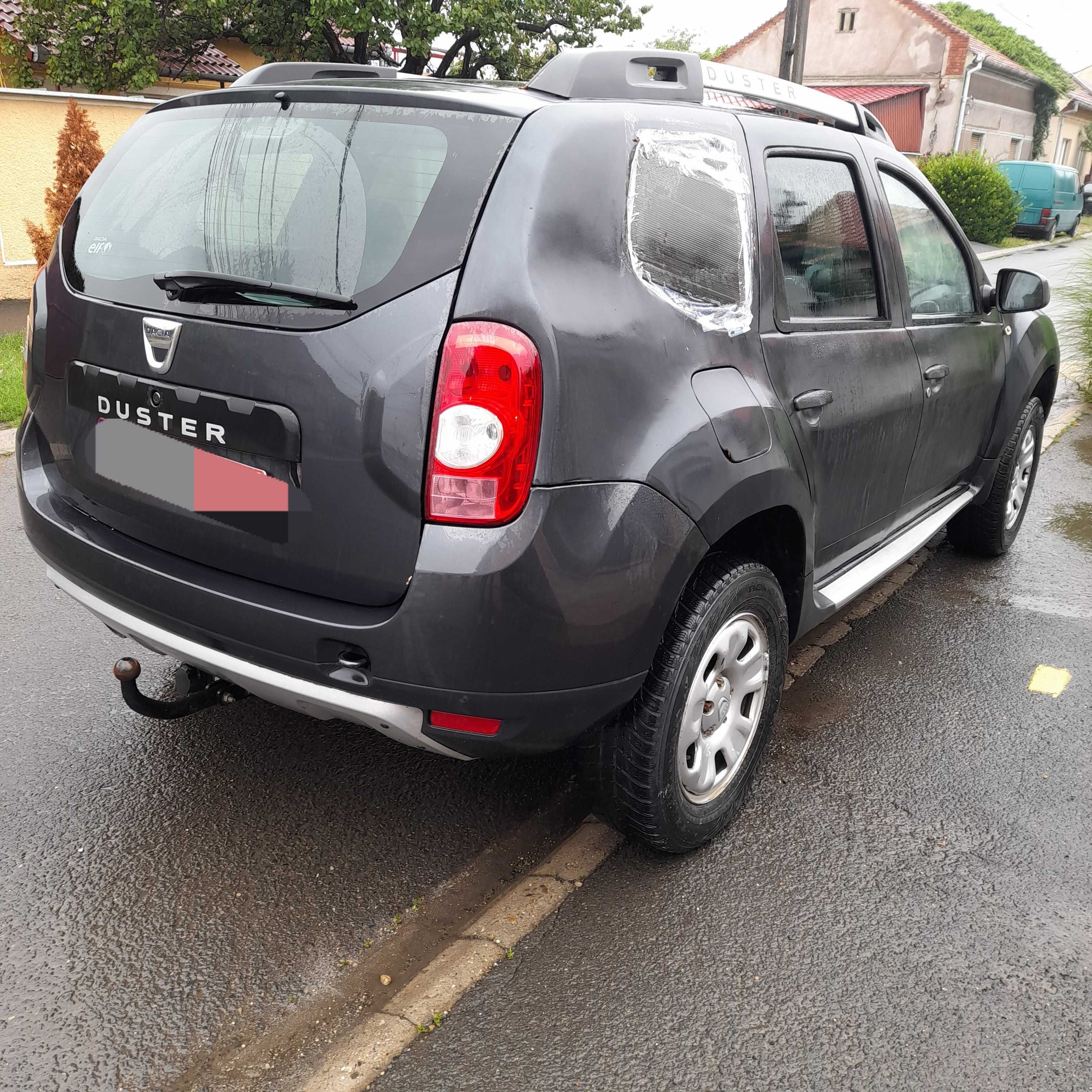 Dacia Duster avariat 2014 1.5 Dci avariat
